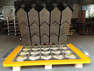 UNIK accélère la production de moules pour pavés hexagonaux alors que les architectes paysagistes spécifient davantage de conceptions à six côtés