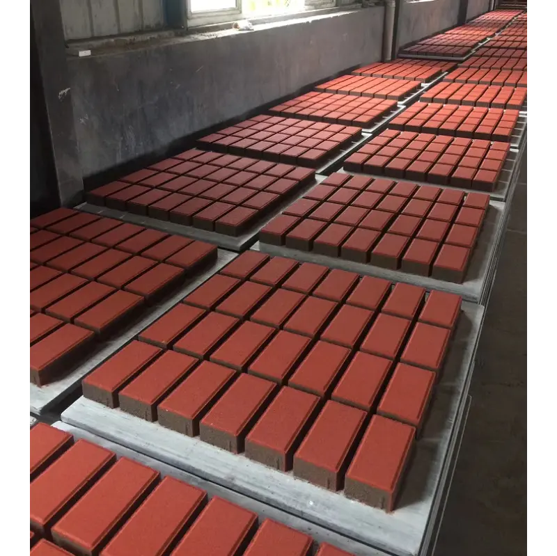 Comment la conception du mélange de béton affecte directement la sélection des matériaux de moule