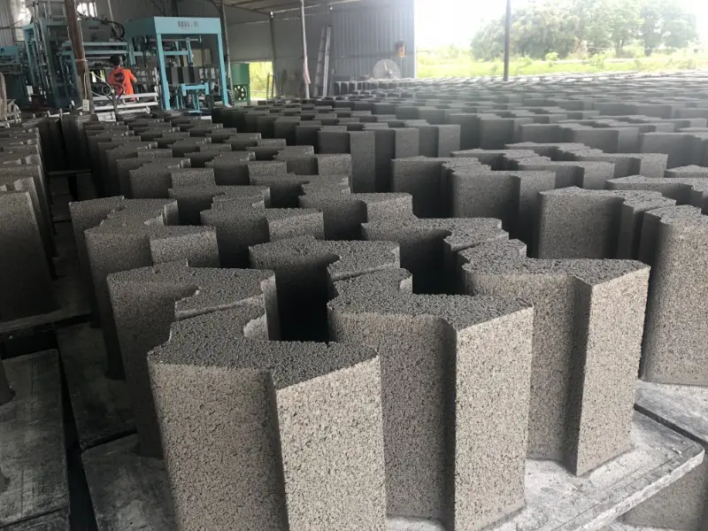 Ce que vous devez savoir sur les machines à blocs automatiques pour les machines à béton