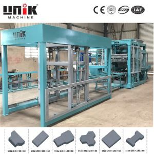 Machine de fabrication de blocs de pavage en béton
