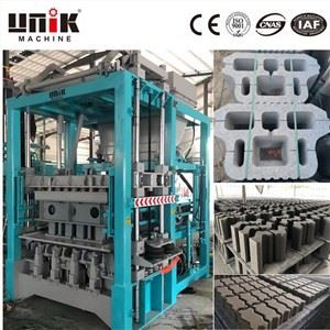 Machine de fabrication de blocs de construction