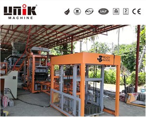 Machine de fabrication de briques en blocs creux