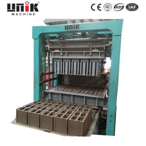 Machine de fabrication de briques creuses
